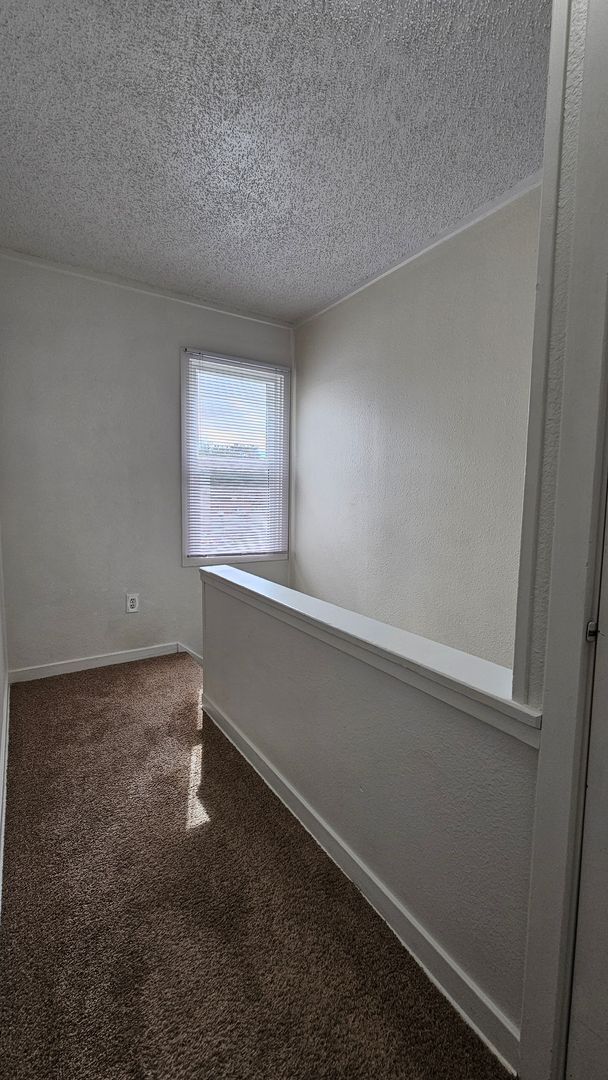 Building Photo - 1409 Merrill Ct