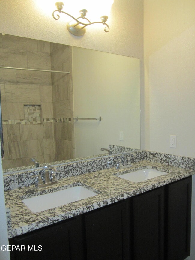 Building Photo - 323 Malta St