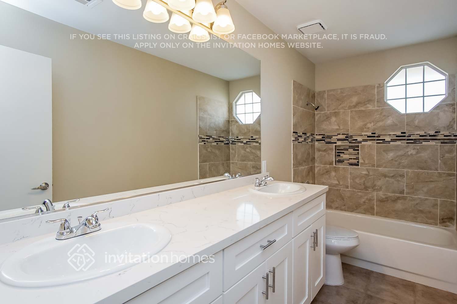 Building Photo - 2873 Aliso Dr