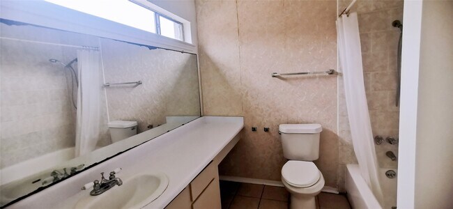 Building Photo - 8313 Augustine Dr