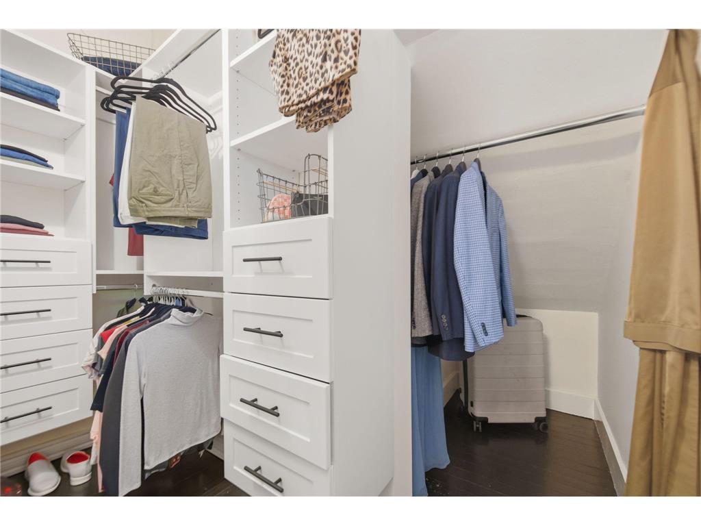 Building Photo - 2701 DuPont Ave S