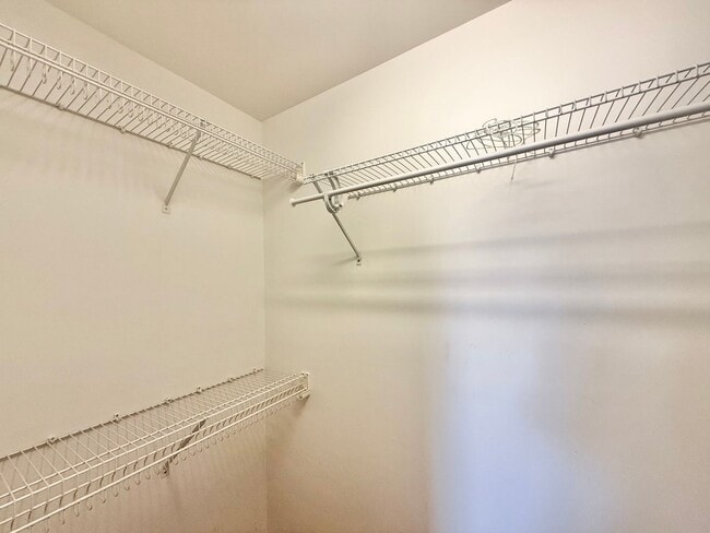 Building Photo - Charming 2BD, 2BA Durham Home with a Bonus Room/Office & Fenced Yard in a Prime Location