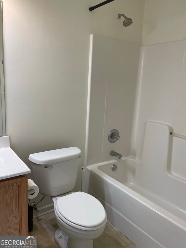 Building Photo - 155 Rock Crest Terrace