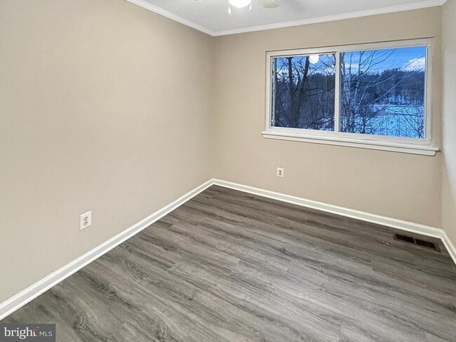 Building Photo - 19634 Club Lake Rd