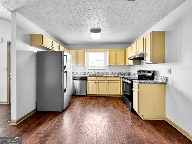 Building Photo - 177 Bay Ct Dr