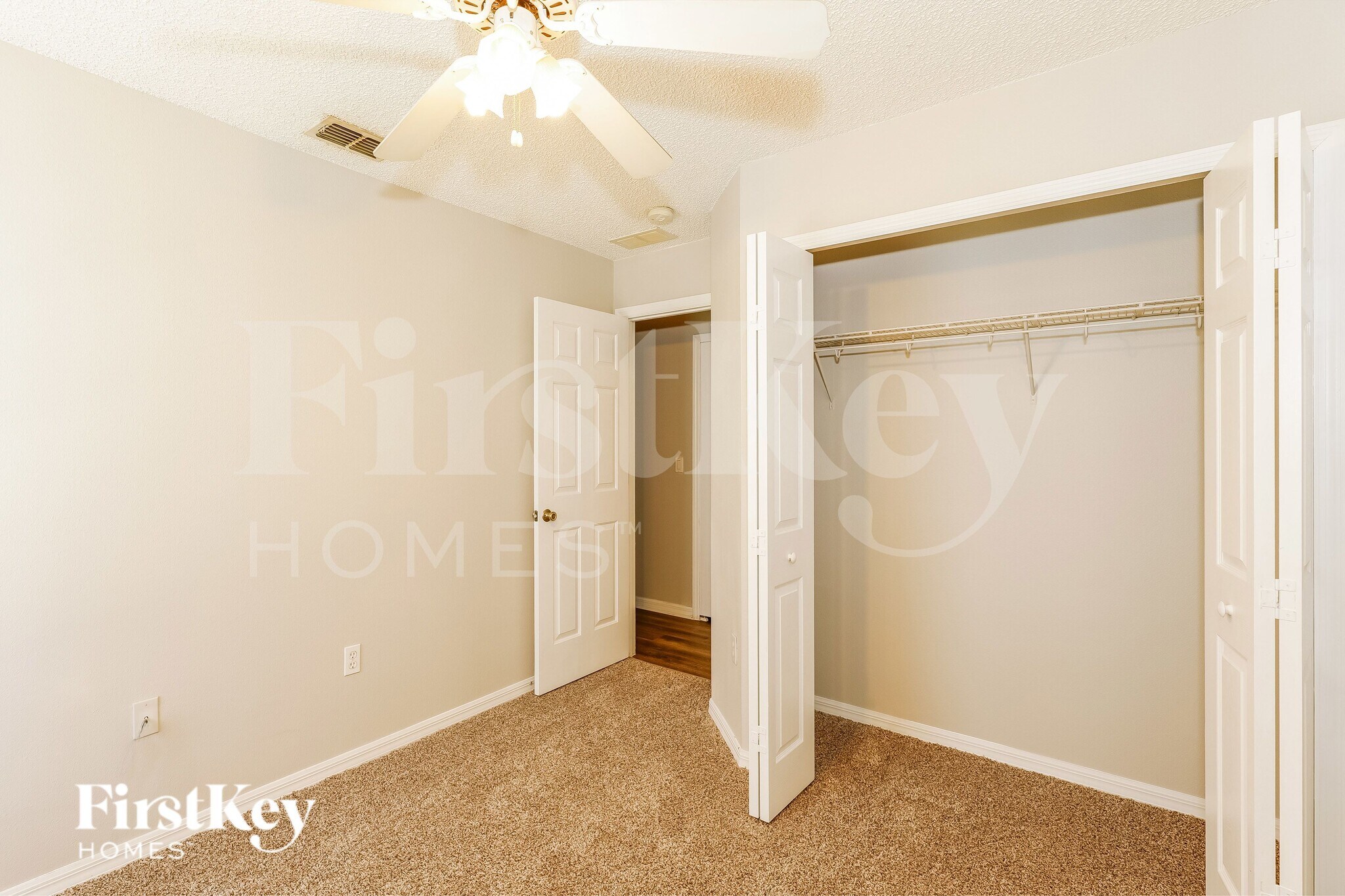 Building Photo - 2411 Dumas Dr