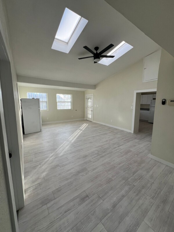 Building Photo - 241 Carnes Rd
