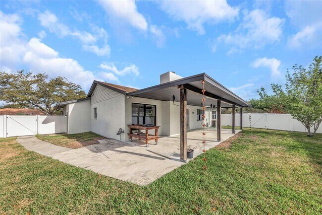 Building Photo - 4030 Fieldgreen Pl