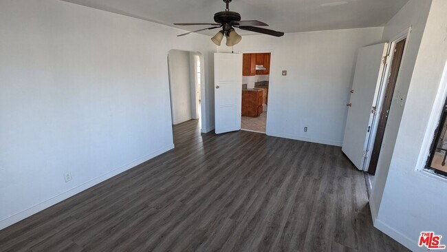 Building Photo - 832 W Imperial Hwy
