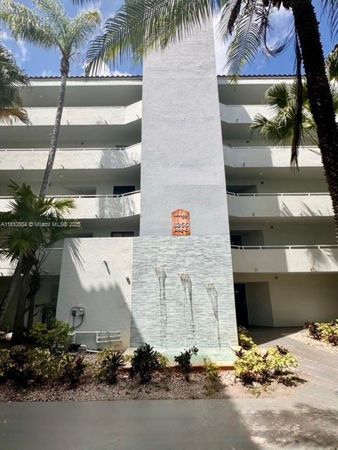 Building Photo - 8255 SW 152nd Ave