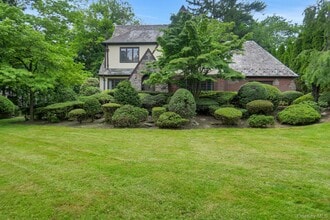 Building Photo - 46 Fenimore Rd