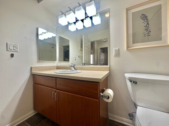 Building Photo - Little Italy Condo Steps From Waterfront P...