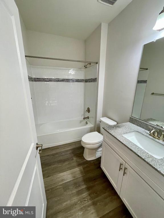 Building Photo - 906 Moorings Cir