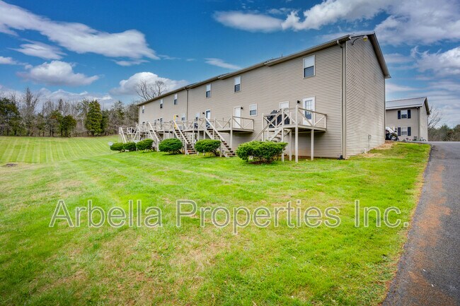 Building Photo - 2637 Highway 11 W