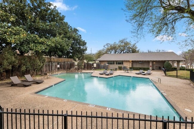 Building Photo - 1809 Coronado Hills Dr