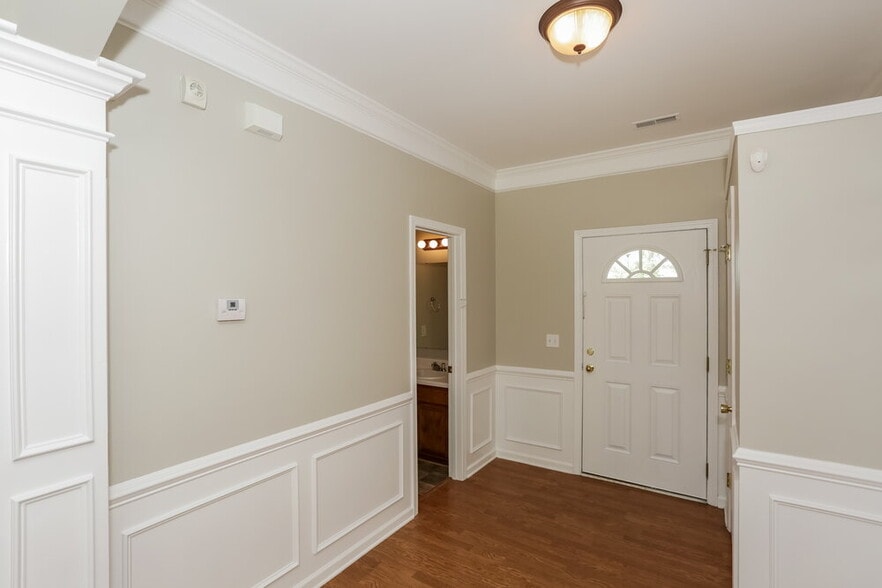 Building Photo - 7222 Winding Cedar Tr