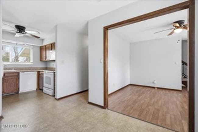 Building Photo - 8941 Colchester Ridge Rd