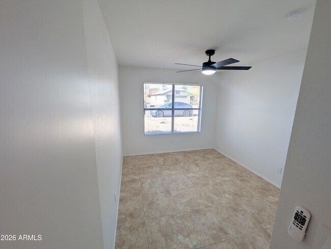 Building Photo - 11807 N 76th Ave