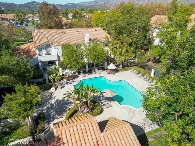 Building Photo - 4 Gavilan