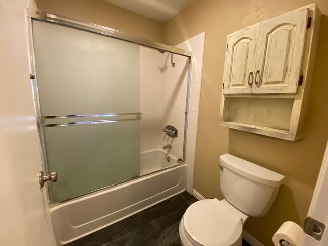 Building Photo - BLOSSOM VALLEY - Beautifully updated end u...