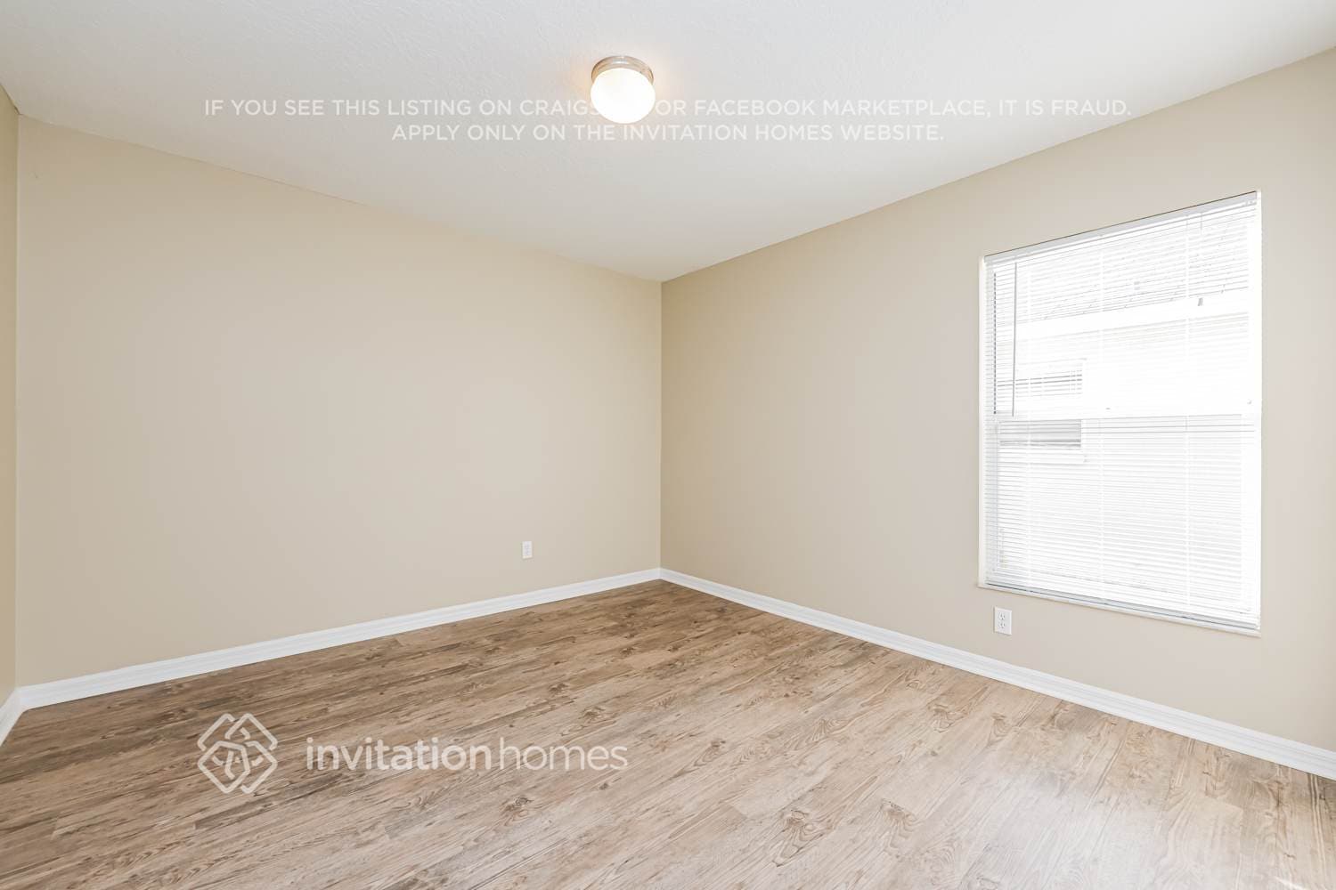 Building Photo - 1654 Wakefield Dr