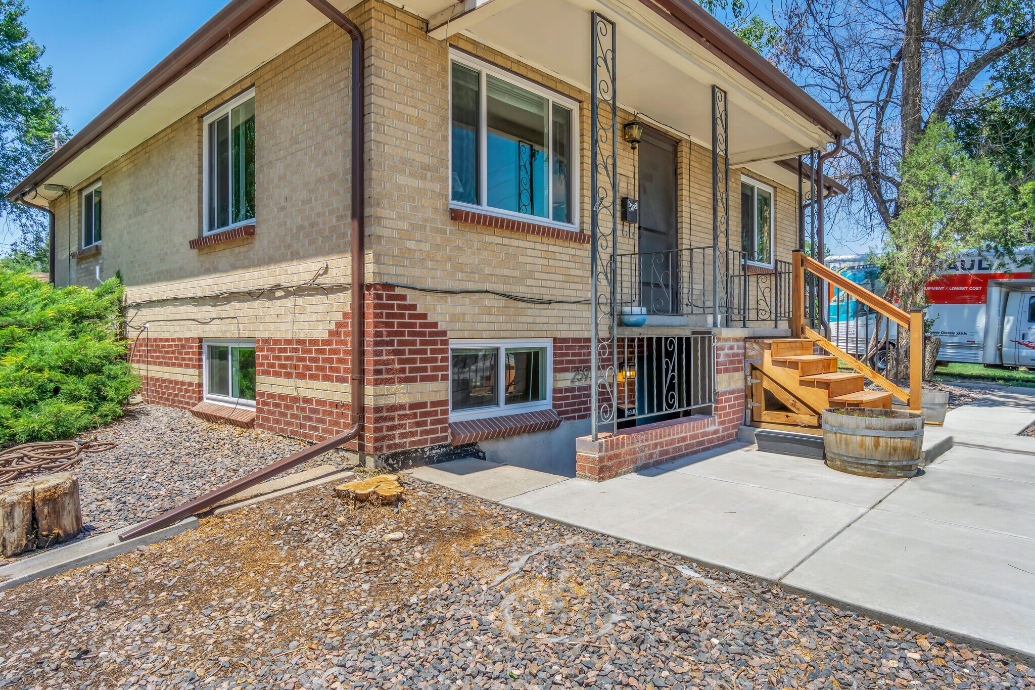 Building Photo - 2591 Pierce St