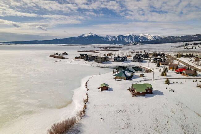 Building Photo - 5406 Henrys Lake Rd