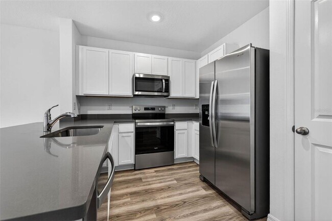 Building Photo - 31264 Paper Birch St