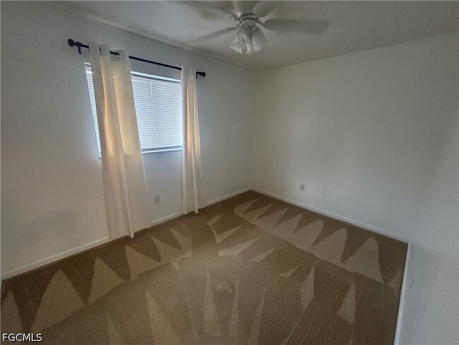 Building Photo - 1228 SE 24th Ave