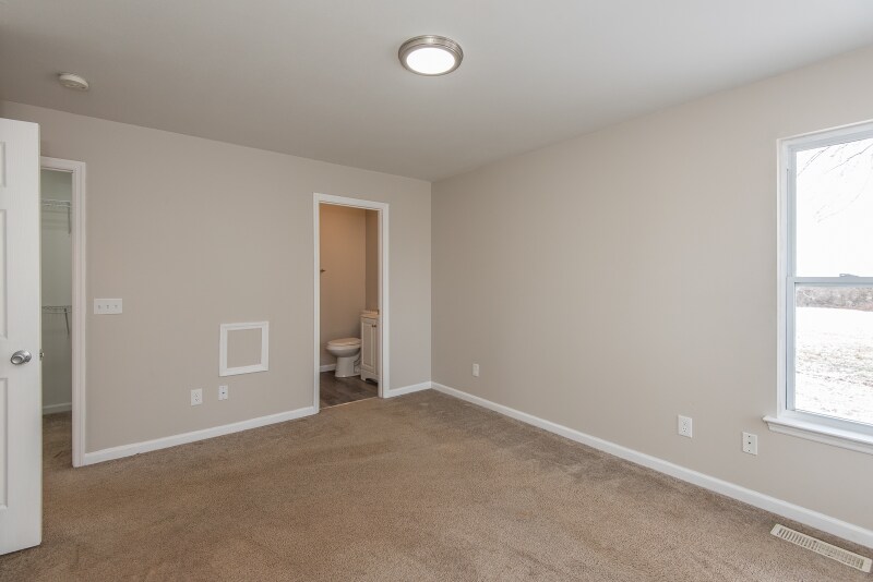Building Photo - 145 Derek Dr