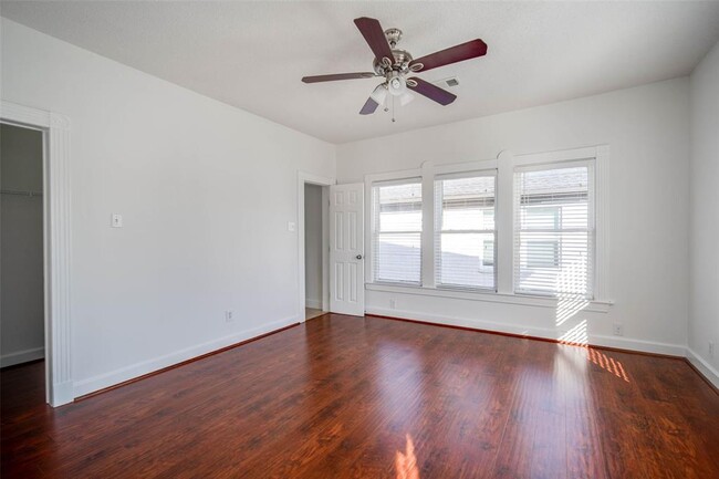 Building Photo - 2601 Rosedale St