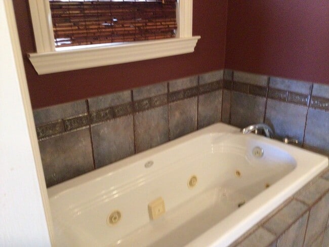 Building Photo - Stunning Executive Home in Almaden