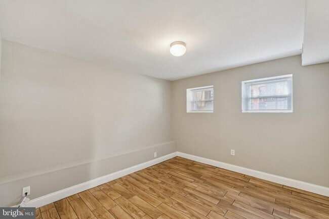 Building Photo - 1440 Fairmont St NW