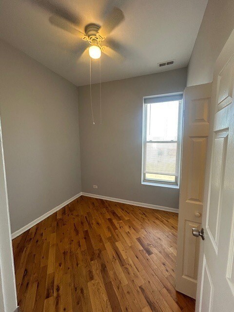 Building Photo - 2300 S Ridgeway Ave