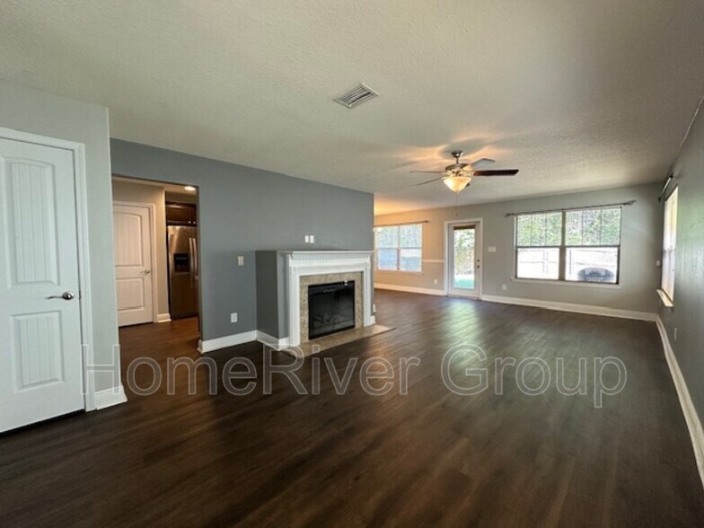 Building Photo - 3762 Weatherstone Cir