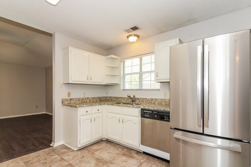 Building Photo - 3946 Keynon Dr