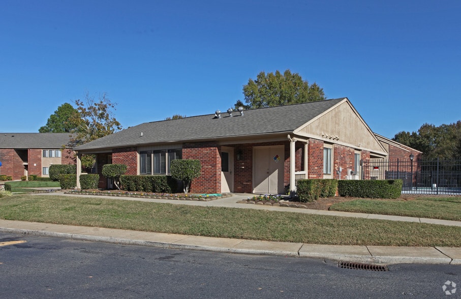 Willow Glen 875 E Sunset Dr Monroe NC 28112 Apartment Finder