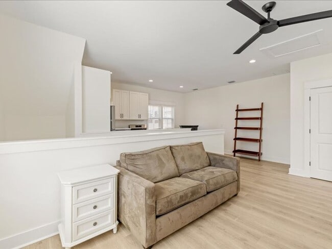 Building Photo - A great place to stay that is a nice and c...