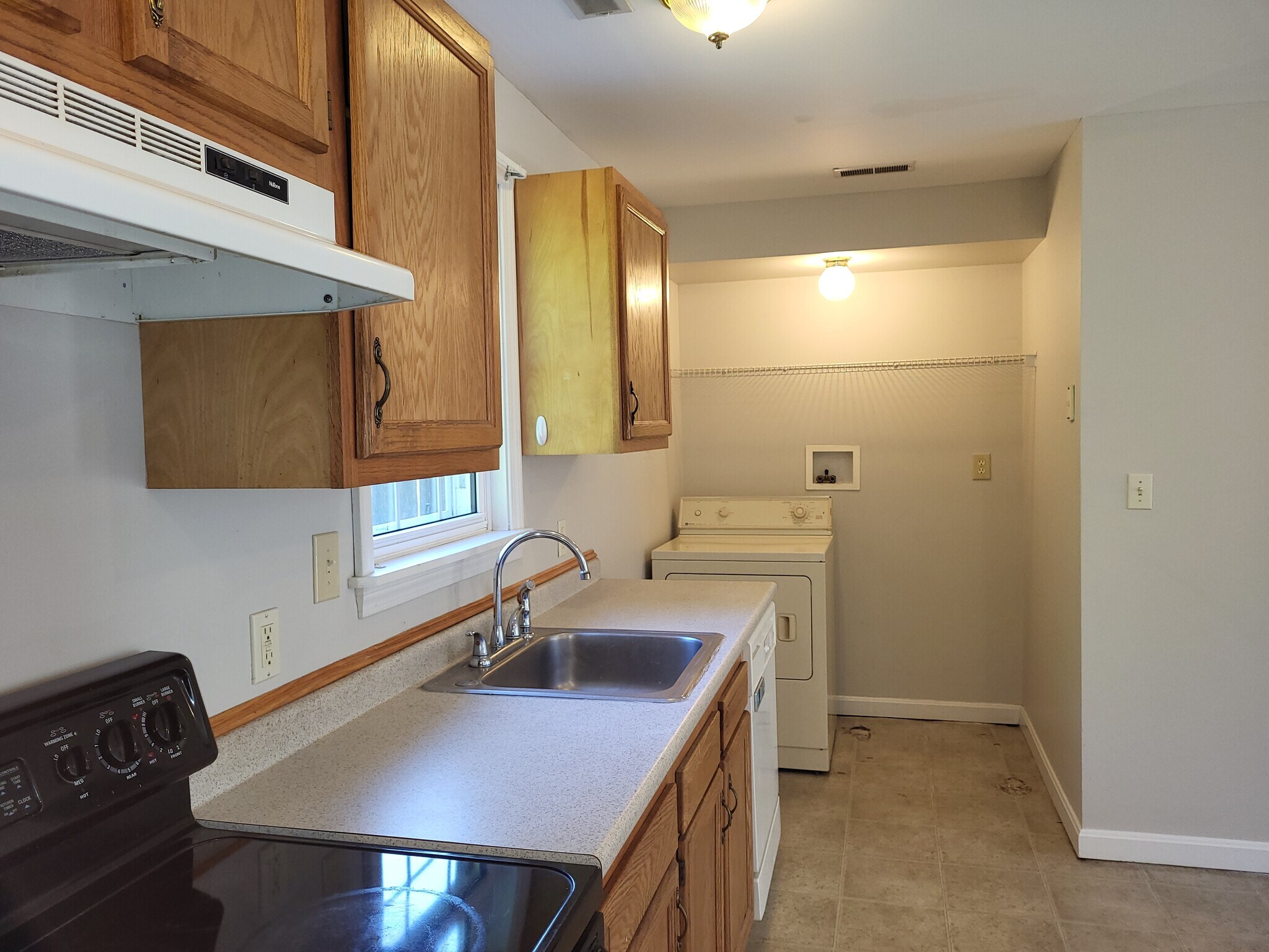 Laundry area - 330 Craney Hill Rd