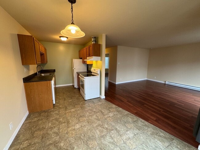 Building Photo - 361-3rd