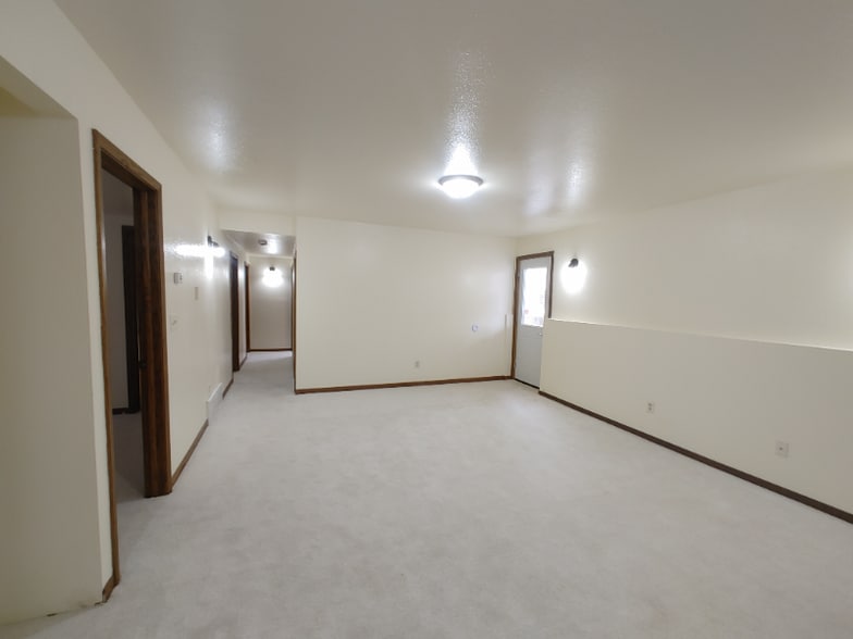 Building Photo - 506 N 11th St