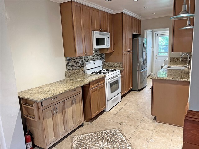 Building Photo - 3320 Campus Ave