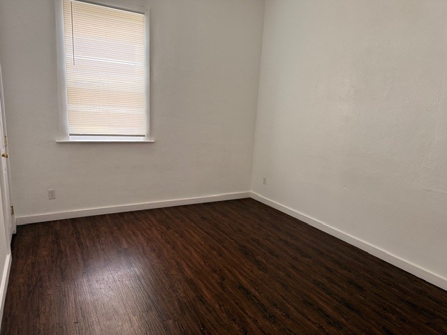 Building Photo - 206 2nd St