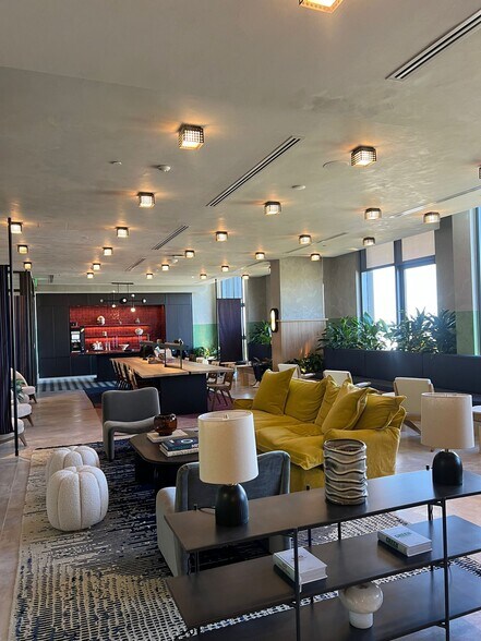 Building Photo - 70 NW 28th St