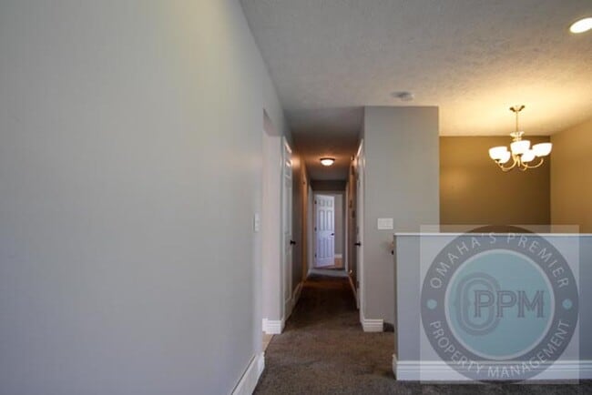 Building Photo - Discover this 3- Bd, 2.5-Ba Omaha, NE,