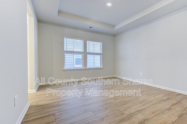 Building Photo - 223 Augusta Grn Wy