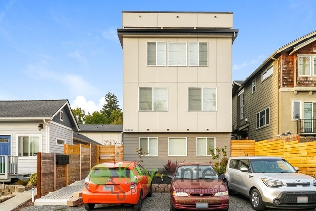 Building Photo - Newly Constructed 3 Bedroom Home with Vaul...