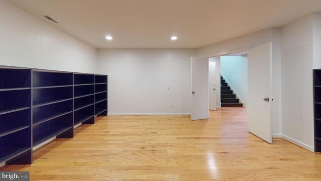 Building Photo - 9629 Eagle Ridge Dr