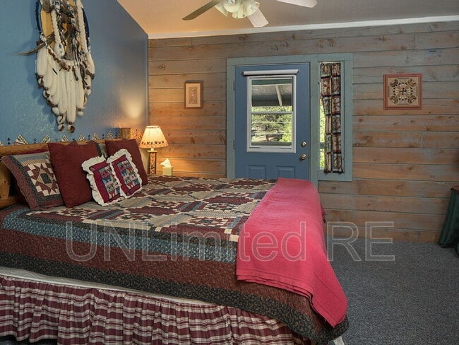 Building Photo - 4555 S Lake Mary Rd