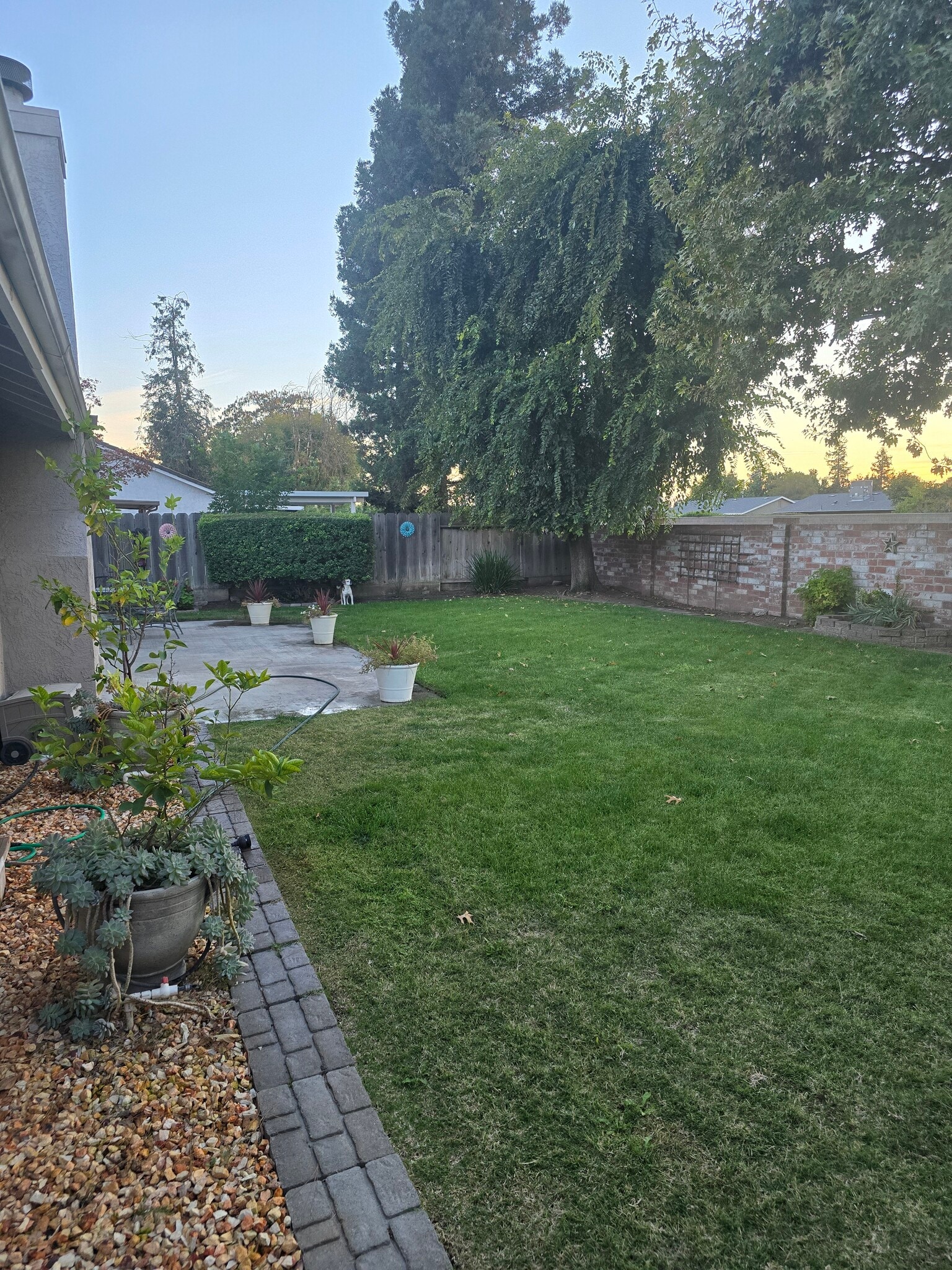 Building Photo - 6225 Colony Park Dr